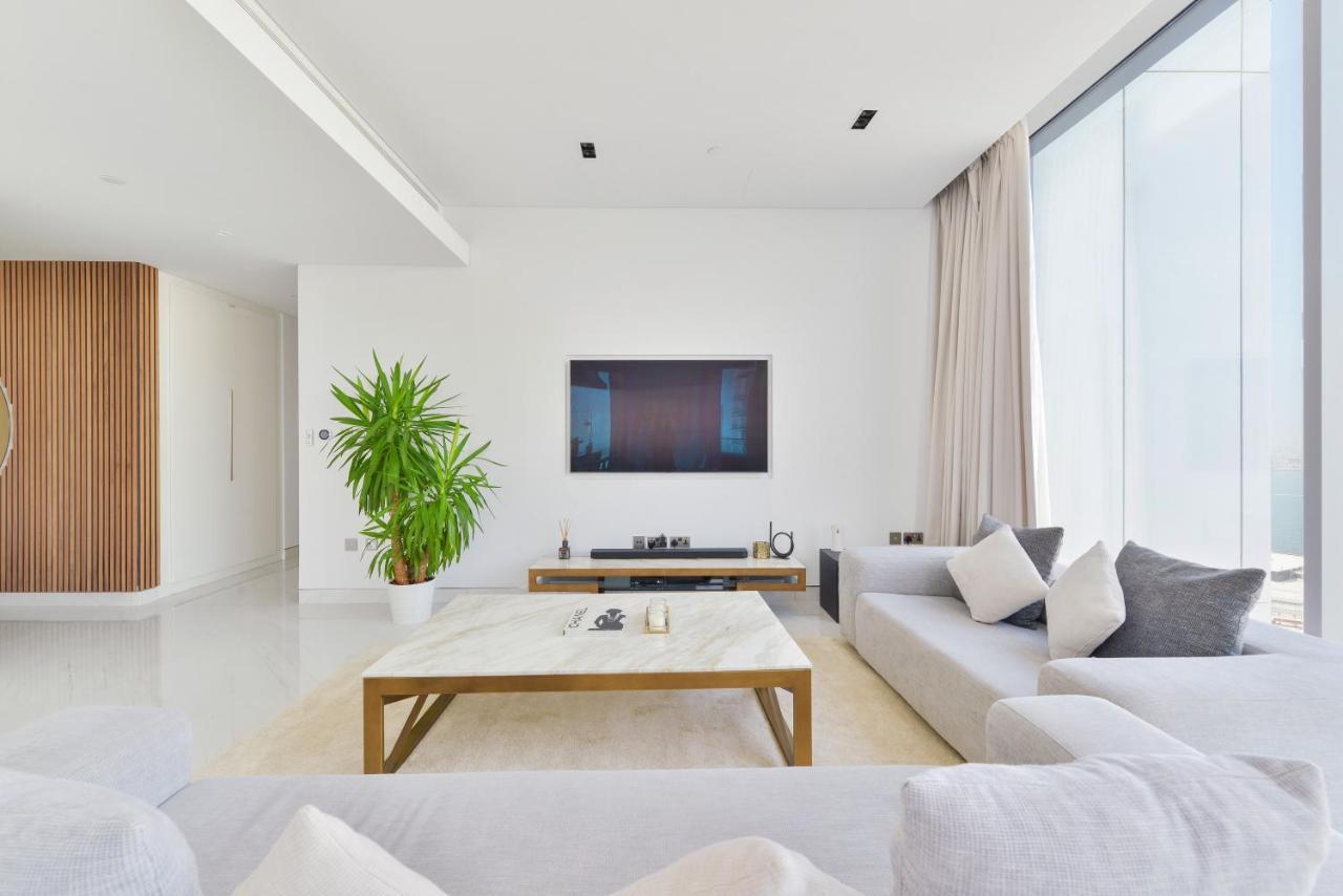 Spectacular 3 Bedroom Condo With Maids Room Facing The Dubai Eye 外观 照片